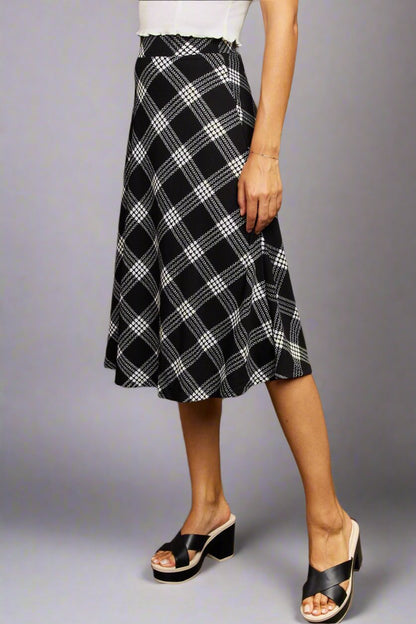 The Black and White Plaid Skirt