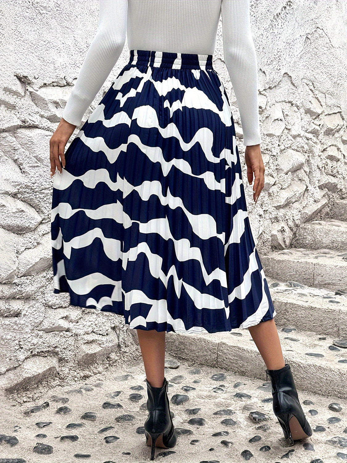 Vibrant Printed Elastic Waist Skirt