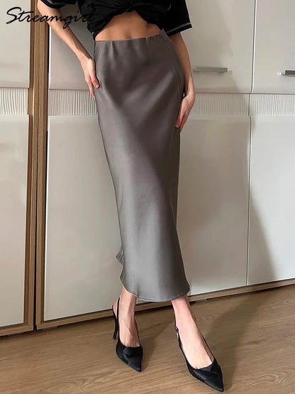 Sophisticated Fashion Satin Skirt