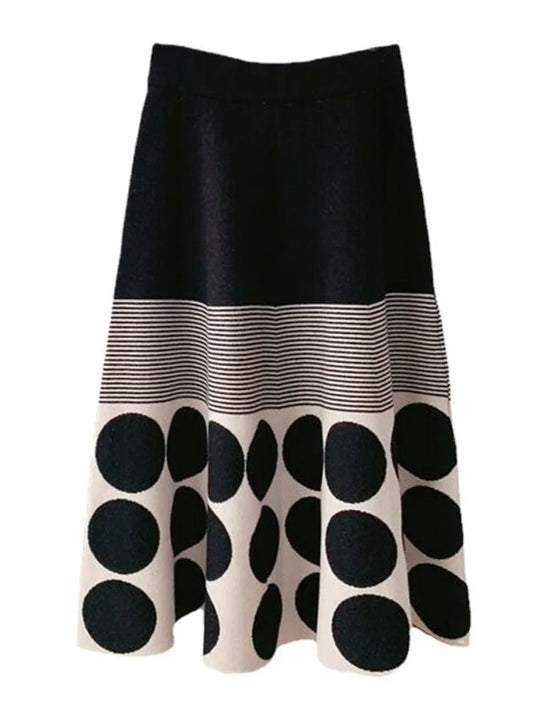 Knitted Skirt with Stylish Dots