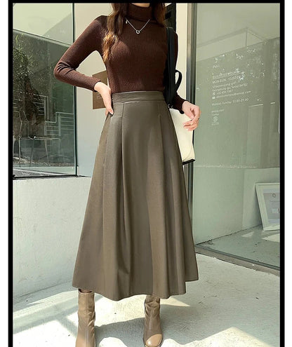 Sophisticated Compliments Skirt